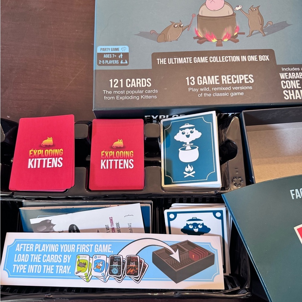 Exploding Kittens Recipes for Disaster Card Game - Picture 3 of 9